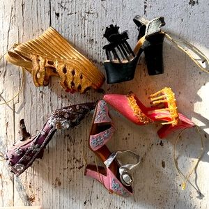 Set of 5 Shoe Ornaments